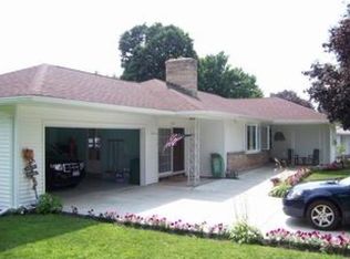 2053 Smithcrest Dr, Gowanda, NY 14070
