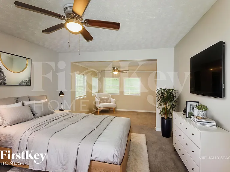 732 Harness Ct — Photo 10