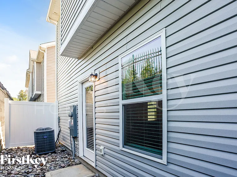 10724 Rivergate Dr NW — Photo 18