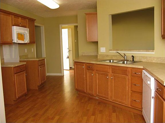 5th image of 149 Willowleaf Ln
