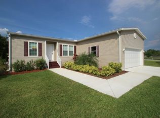 1987 E Lakeview Dr, Sebastian, FL 32958