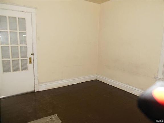 2nd image of 4950-4952 Cote Brilliante Ave