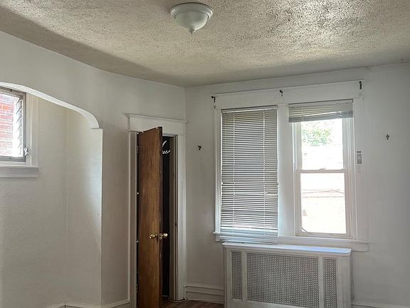 4th image of 3253 Cottman Ave