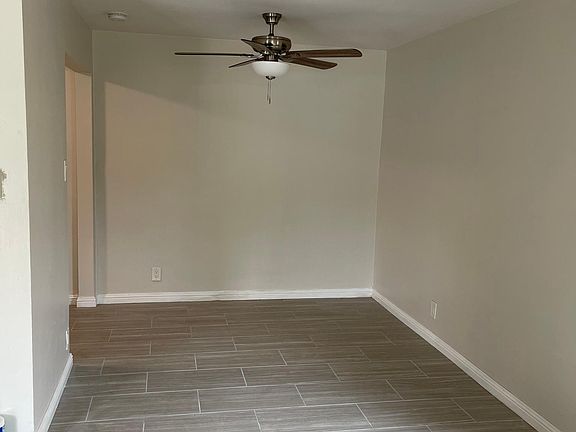 3rd image of 15707 Longworth Ave