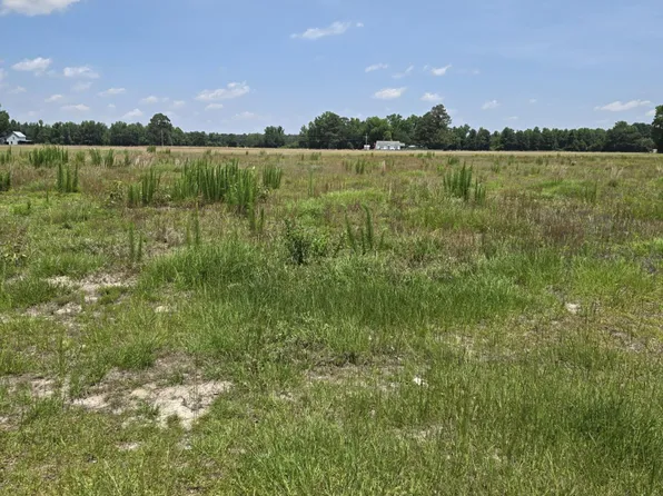 3050 Caroline Avenue, Pink Hill, NC 28572