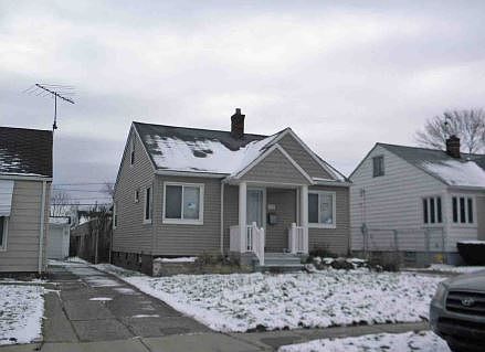 1st image of 4529 W 149th St