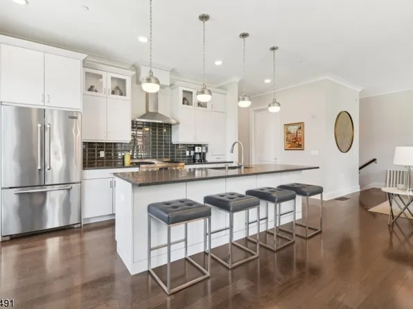 33 Green Village Rd4301 #4301, Madison Boro, NJ 07940