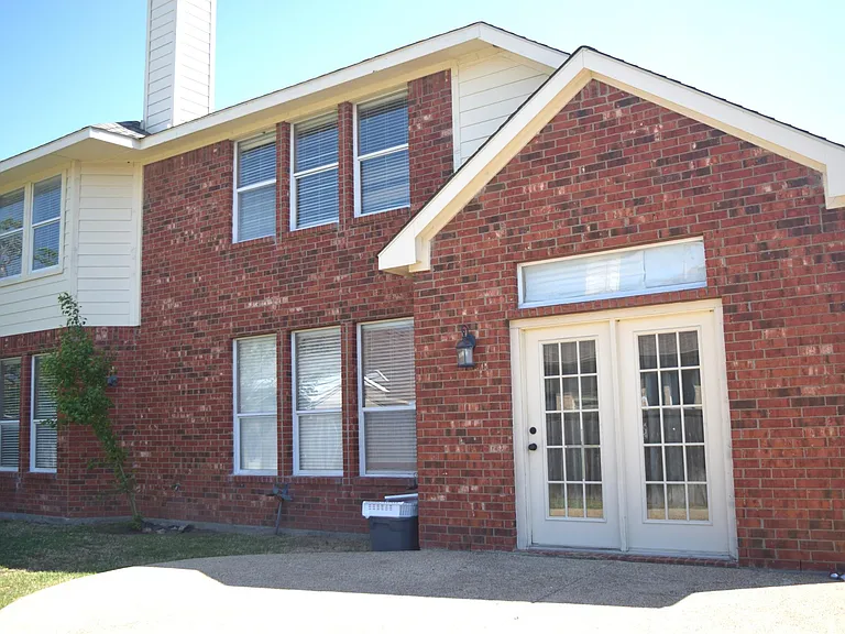 3431 Jasper Dr — Photo 8