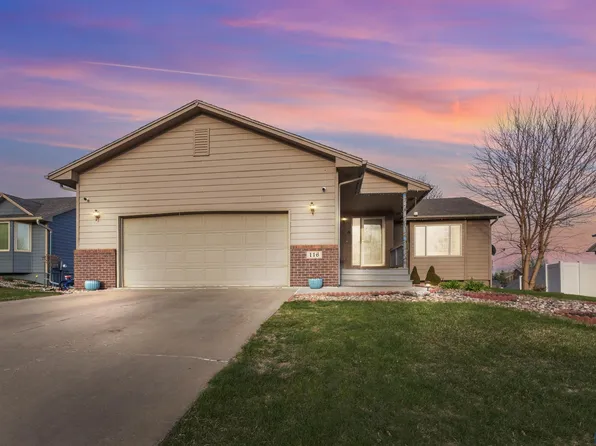 116 N Dewberry Ave, Sioux Falls, SD 57110