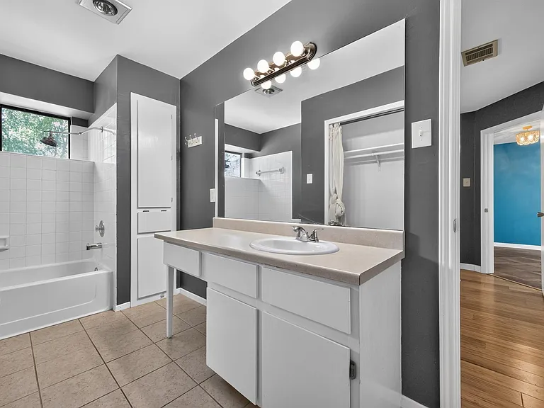 801 Kavanagh Dr — Photo 22