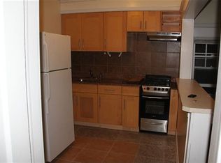 35 Harding Ct, Garfield, NJ 07026