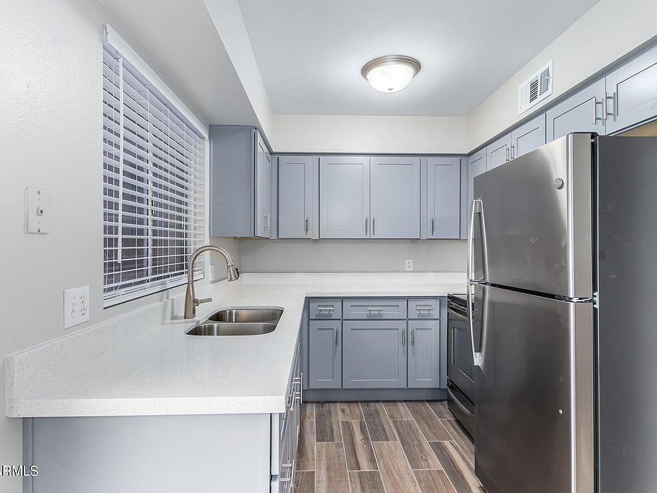 1st image of 2612 E Lemon St