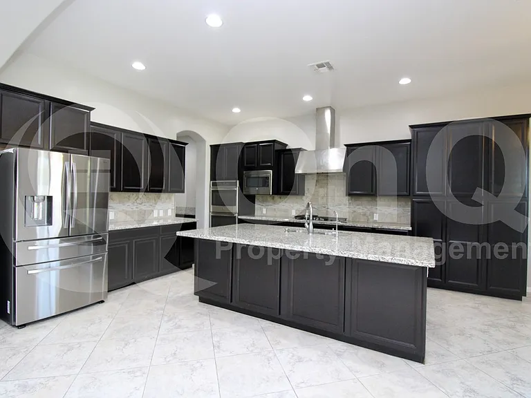 4146 E Glacier Pl — Photo 3