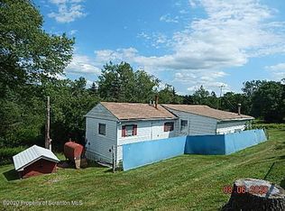 2076 Ararat Rd, Thompson, PA 18465