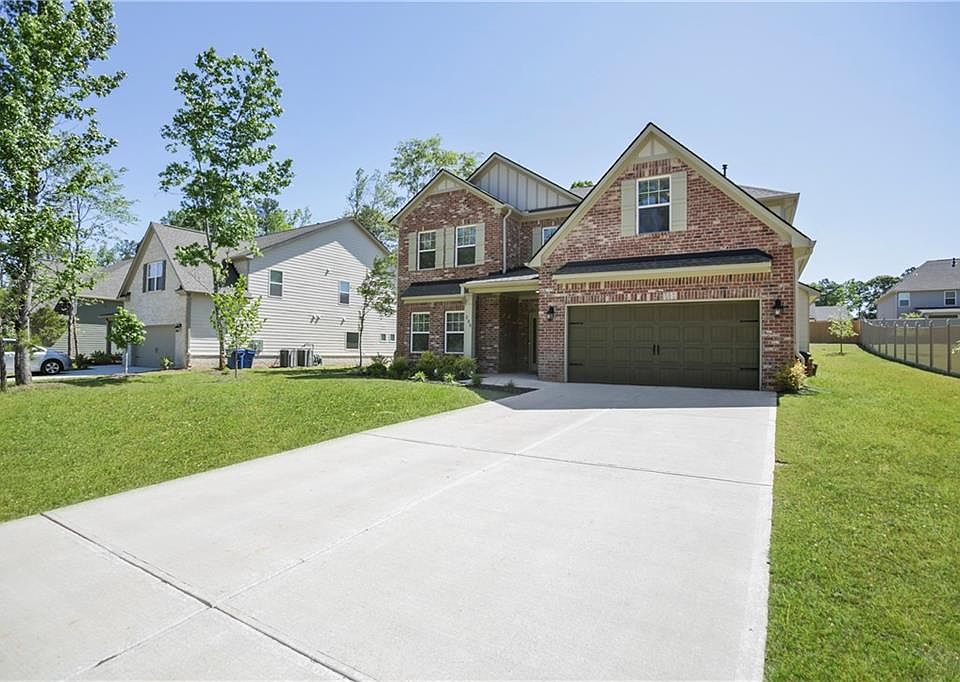 1st image of 235 Lotus Cir