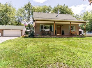10161 Cottowood Ave, Coon Rapids, MN 55448