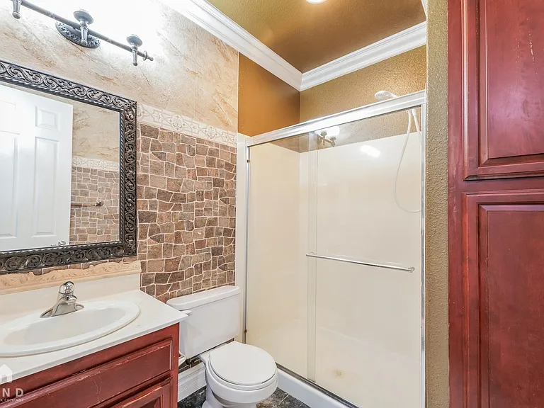 9351 Palmerson Dr — Photo 27