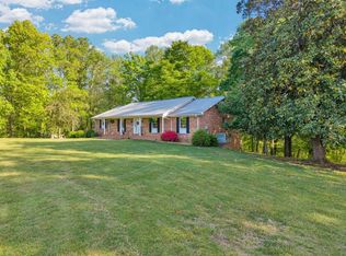 1992 Locke Bend Rd, McMinnville, TN 37110
