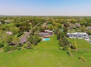 73 Lawrence Ct, Water Mill, NY 11976