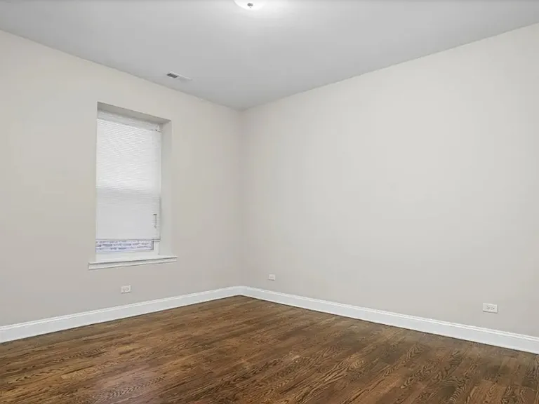4530 S Michigan Ave #3 — Photo 12