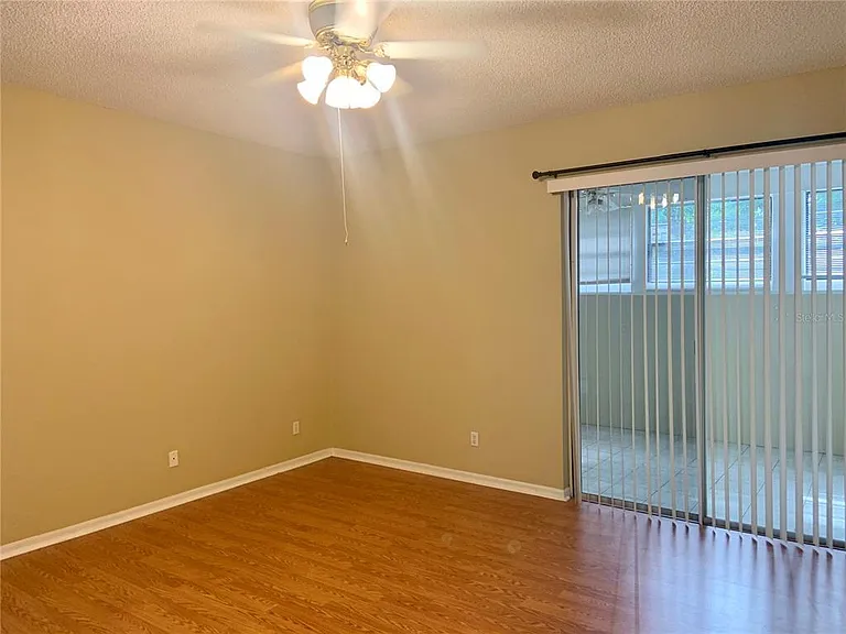3878 Kingston Oaks Cv — Photo 2