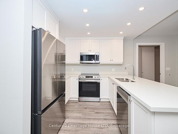 5th image of 300 B 4th Ave #407