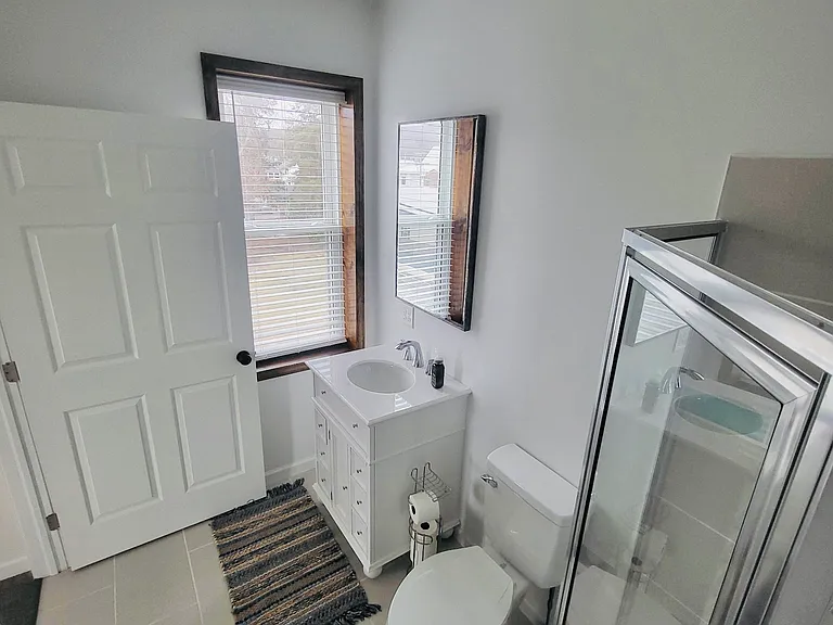 1800 Graham Ave #2-1 — Photo 3
