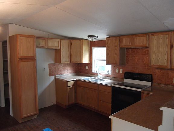 3rd image of 366 Spanish Oak Dr