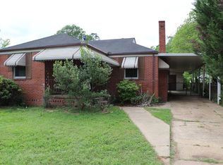 222 Oak Forest Dr, Montgomery, AL 36109