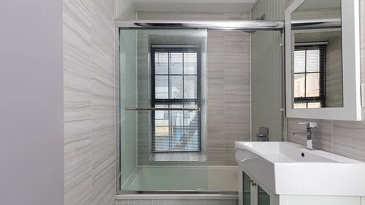 Rented by Nooklyn NYC LLC | media 25