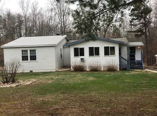 692 Holly Corner Rd, Fredericksburg, VA 22406