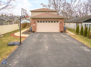 15307 Lavergne Ave, Oak Forest, IL 60452