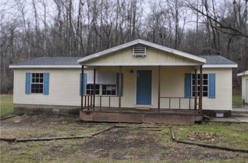 2nd image of 13034 Robbins Rd