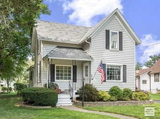 460 E Washington St, Somonauk, IL 60552