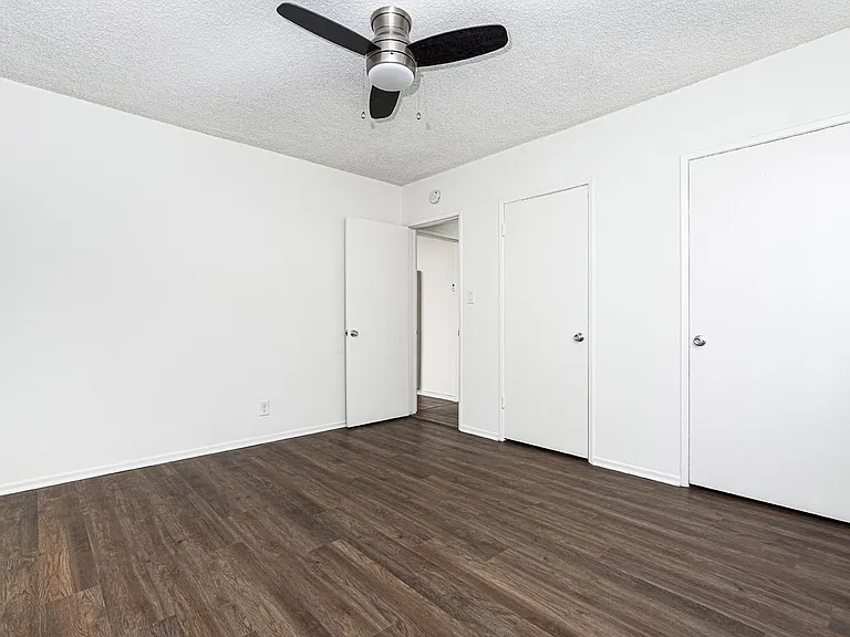 1132 Rosedale Ave — Photo 17