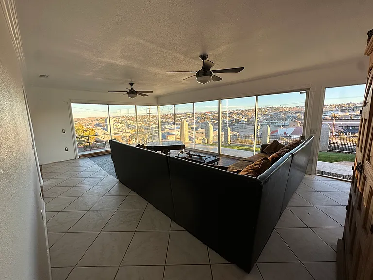 301 Hillside Dr — Photo 17