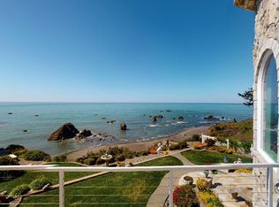 97977 Hazy Ln, Brookings, OR 97415