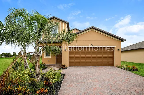 714 Carlyle Way Photo 1