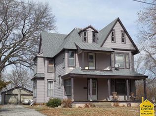 505 E Jefferson St, Clinton, MO 64735