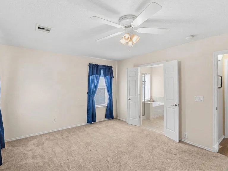 2712 Woodspring Acres Dr — Photo 17