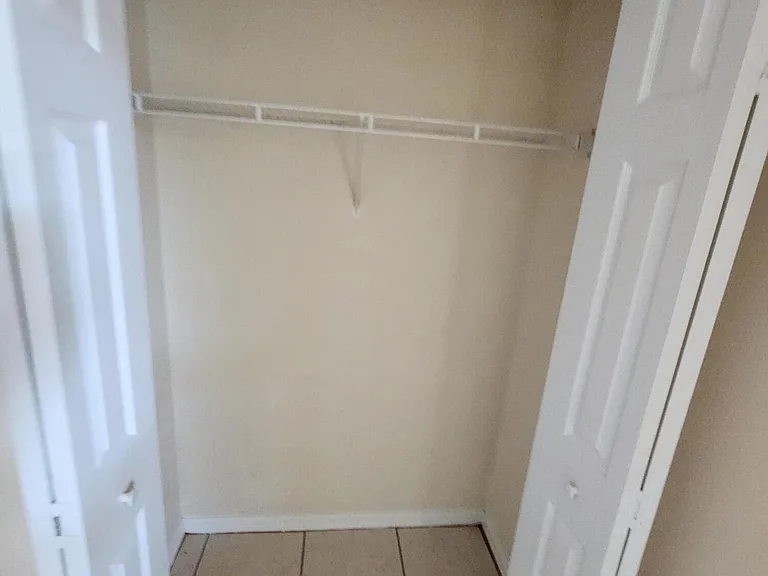 5940 Wentworth Cir S — Photo 22