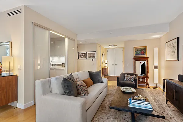 Rented by Corcoran | media 2