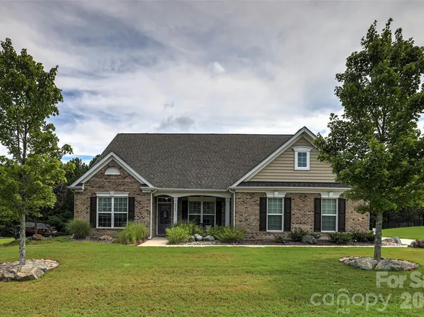 2084 Fuera Rd, York, SC 29745