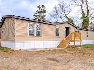 8 Teal Ln, Candler, NC 28715