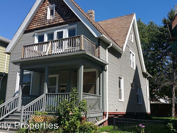 5th image of 2852 N Holton St