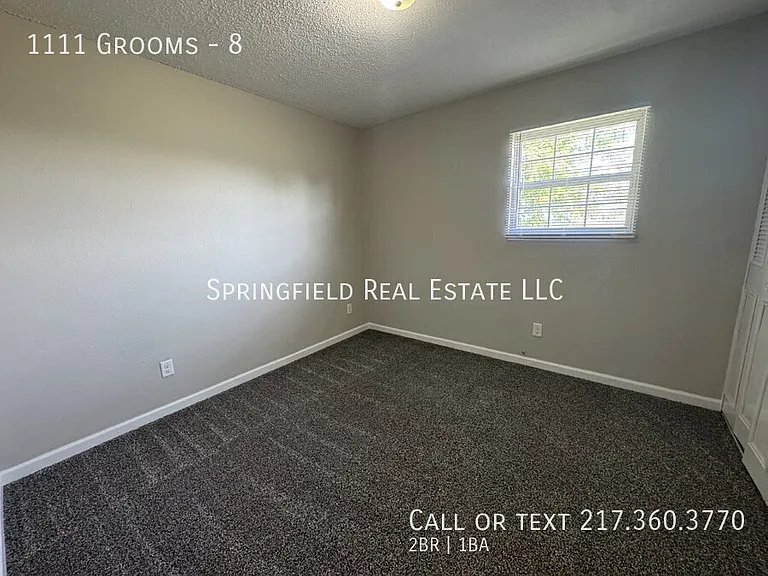 1111 Grooms St #8 — Photo 8