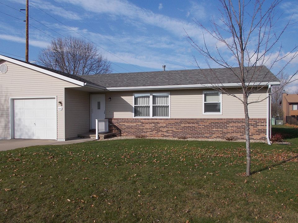 Front of duplex