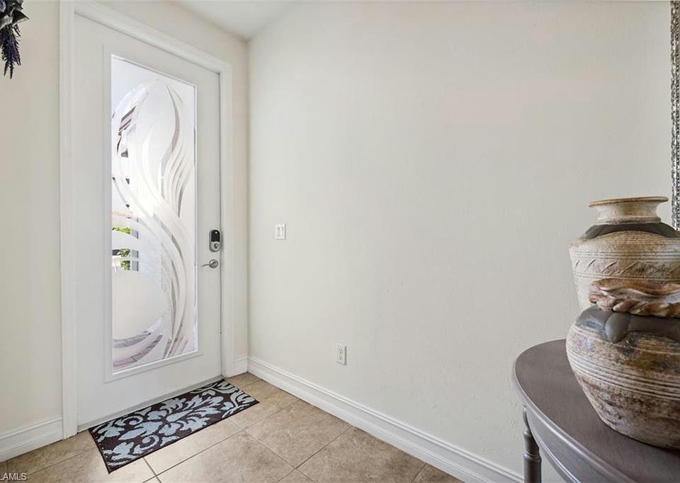 1st image of 9441 Sardina Way