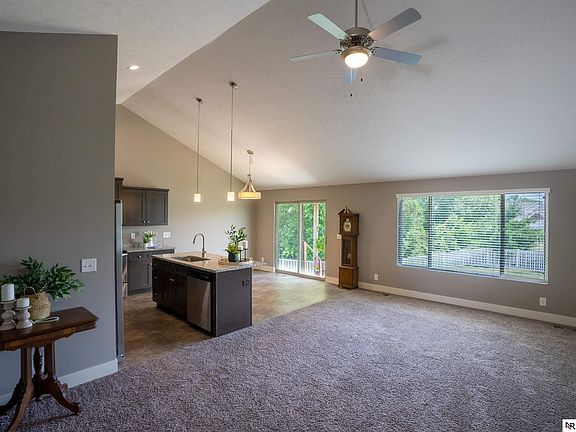 4th image of 20157 Miami Cir