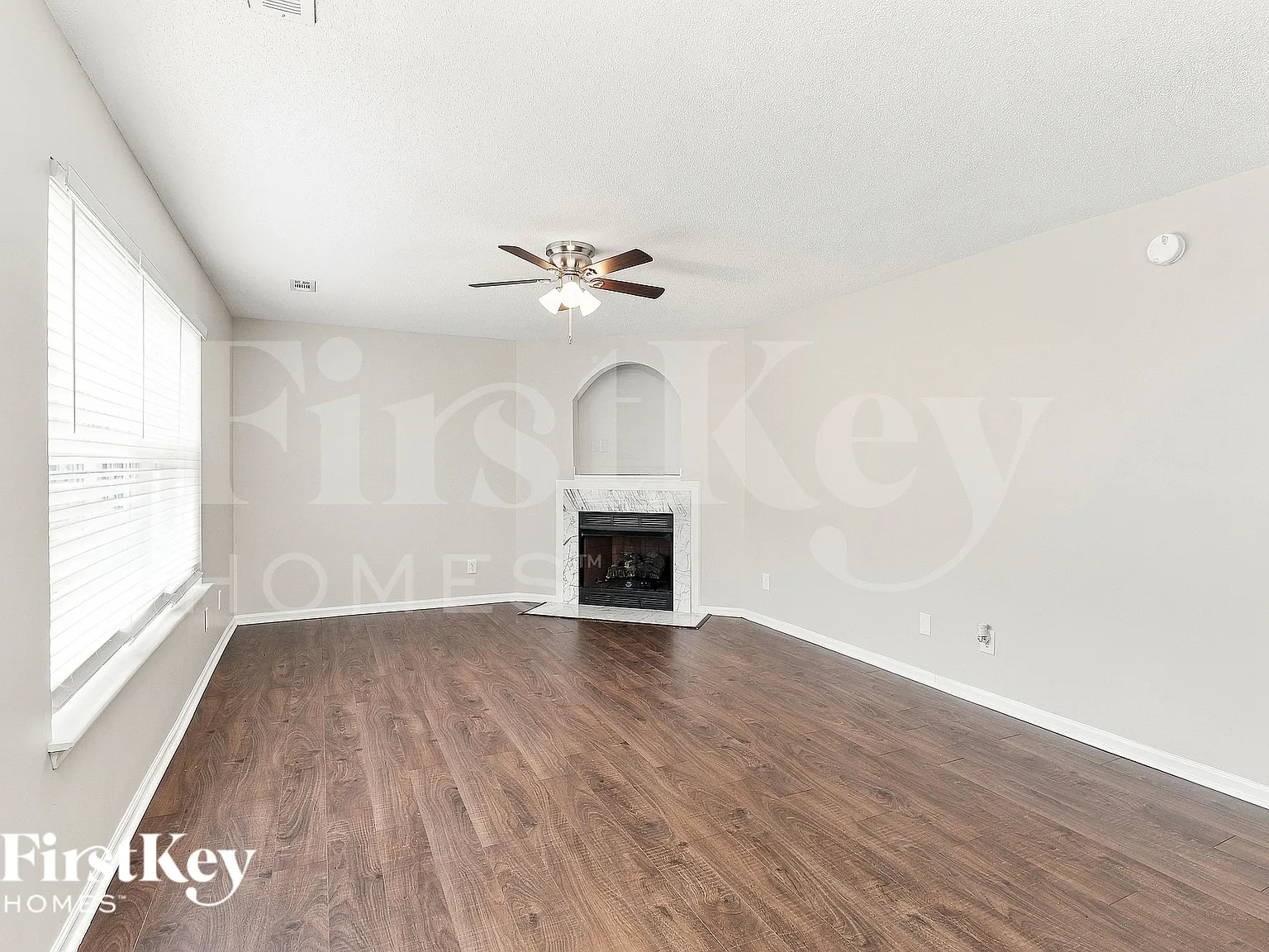 3 bed, 2.0 bath, 1694 sqft, $1,740 — Photo 4